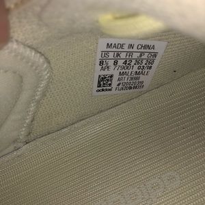 Yeezy Shoes - π― % Authentic Adidas Yeezy Sneakers Yeezy Shoes - π― % Authentic Adidas Yeezy Sneakers